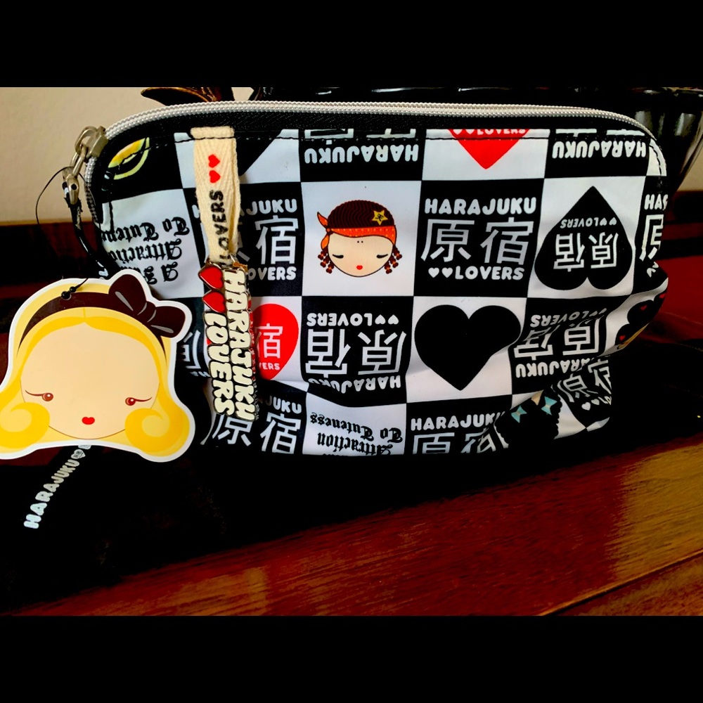 Harujuku NWT cosmetic bag